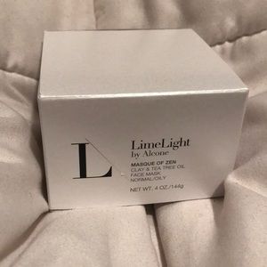 LimelightByAlcone “Masque of Zen” face mask